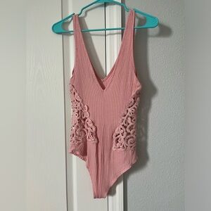 NEVER WORN Charlotte Russe Pink Ribbed V Neck Tank Bodysuit with Cutouts Size S